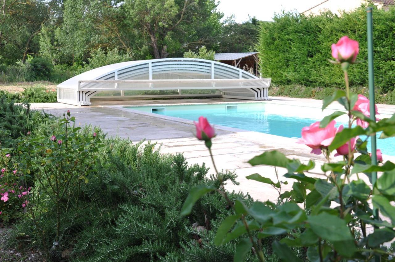 Entraigues-sur-la-Sorgue La Ferme De Tonton Jules Et Mame Julia B&B 외부 사진
