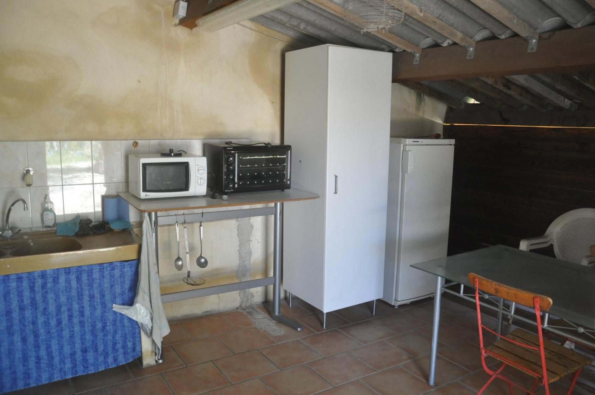 Entraigues-sur-la-Sorgue La Ferme De Tonton Jules Et Mame Julia B&B 외부 사진