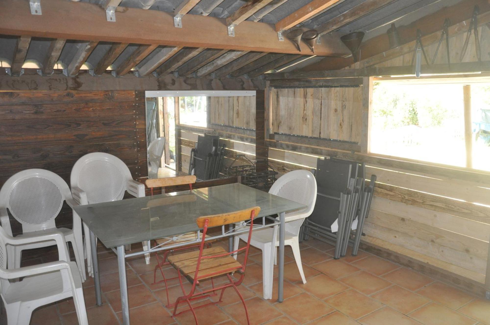 Entraigues-sur-la-Sorgue La Ferme De Tonton Jules Et Mame Julia B&B 외부 사진